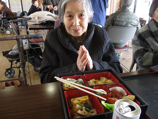 花見弁当.JPG